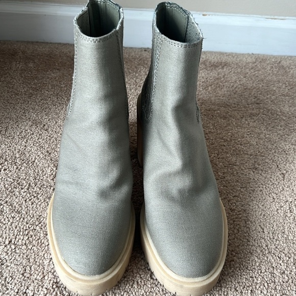 Dolce Vita Caster Heeled Ankle Booties Sage Canvas - Picture 3 of 10